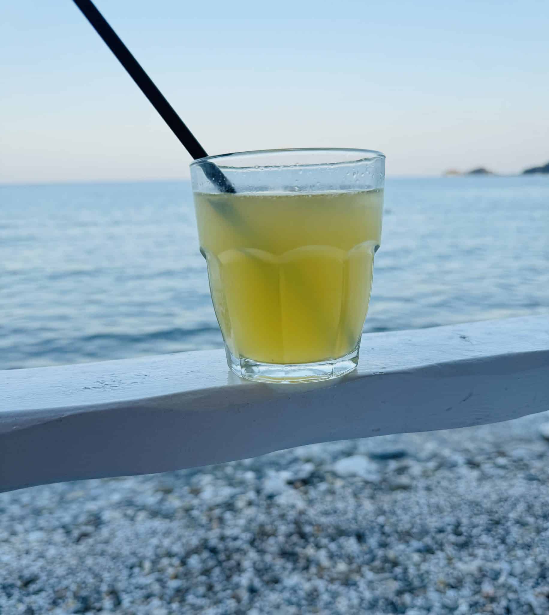 Cin Cin azi sau mâine?